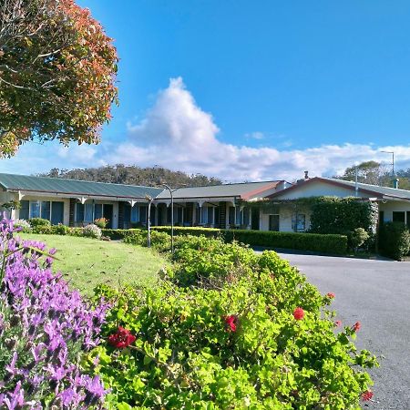 Wintersun Gardens Motel Бичено Екстер'єр фото