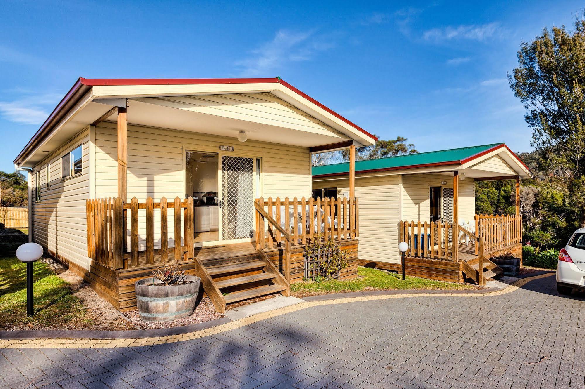 Wintersun Gardens Motel Бичено Екстер'єр фото